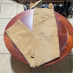 Size 6 tan American Eagle pants